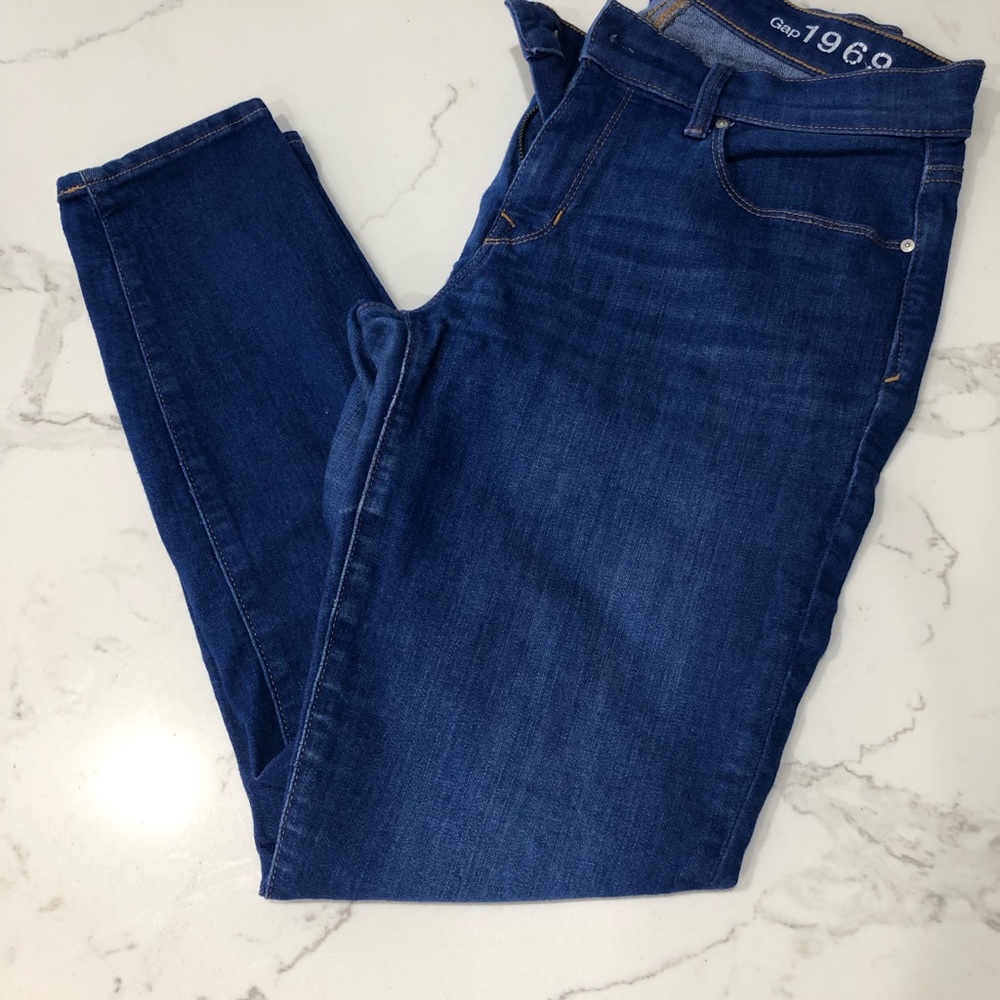 Gap Jeans